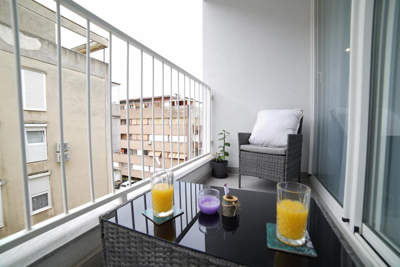 Simon'S Apartment Zadar Exterior photo